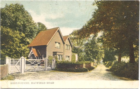 Title: Broxbourne, Hatfield Road - Publisher: (no info) - Date: posted 1906 (inland message only)