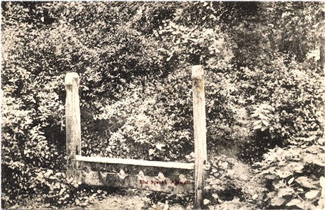 Title: The Stocks, Amwell - Publisher: Colling's Bazarr, Hoddesdon - Date: Posted 1910