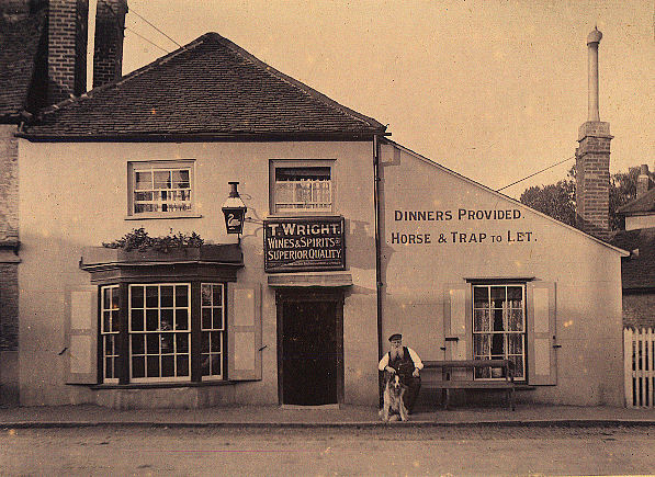 Thomas Wright at the Swan Inn, London Colney, 1904/5