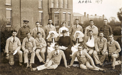 Patients at Napsbury Military Hospital, April 1917